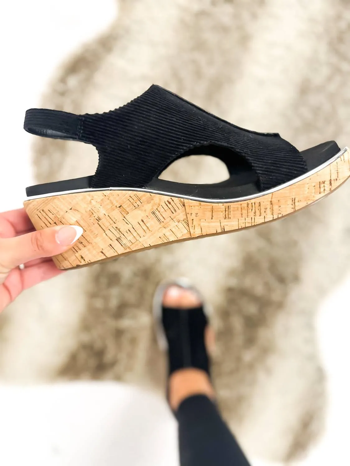 Corduroy Carley Wedge In Black