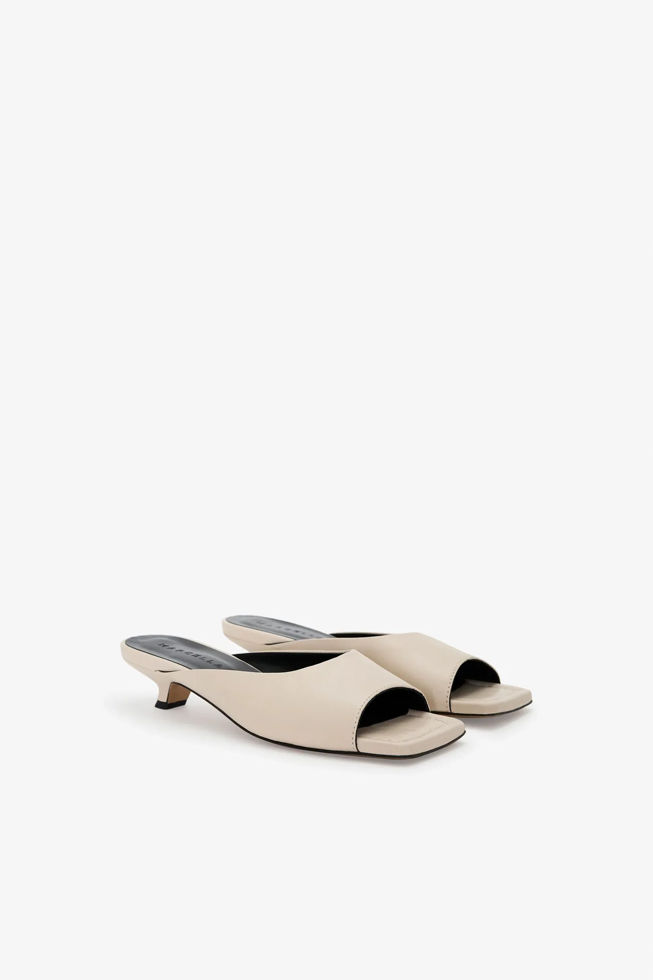 Hyra Sandals