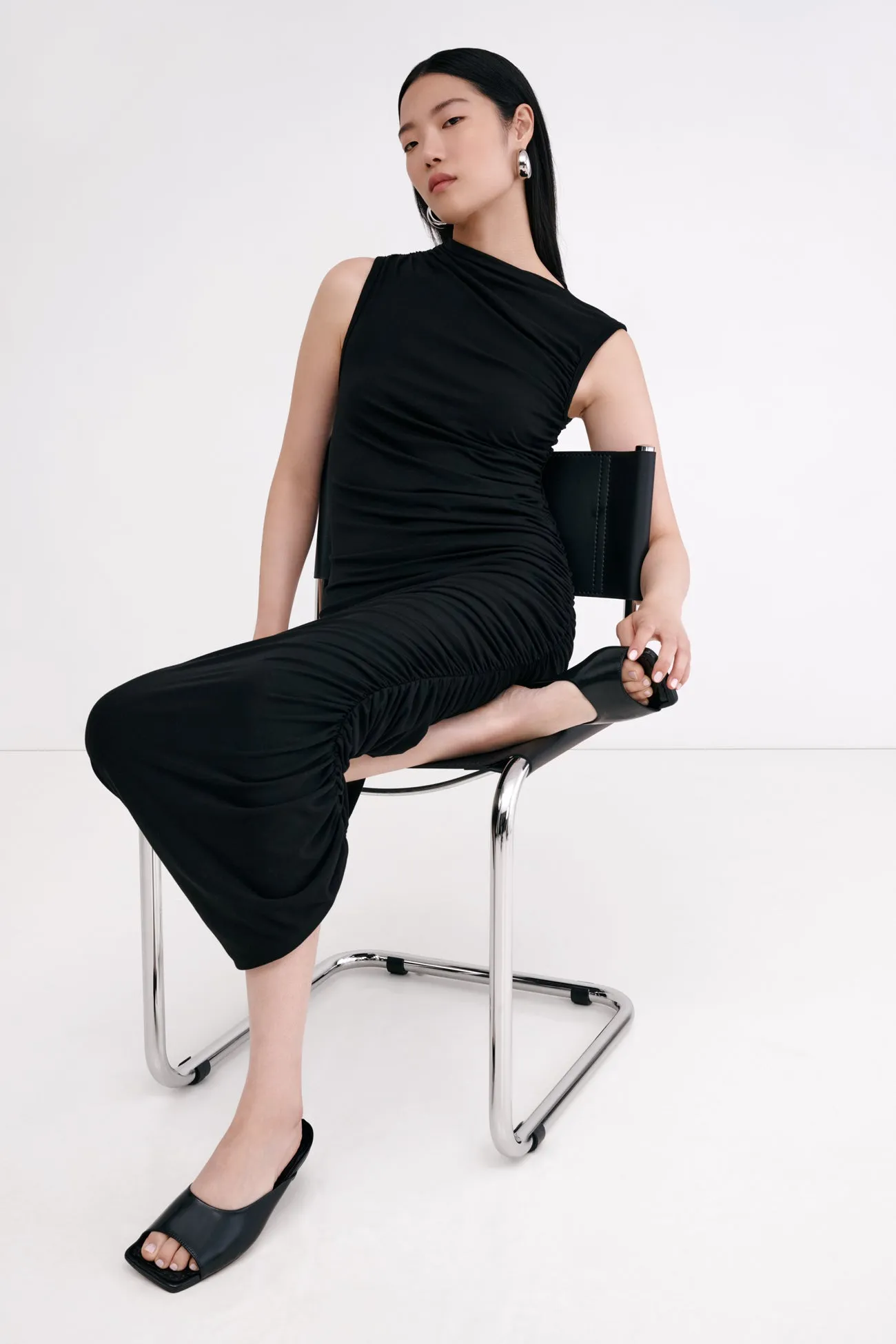 Hyra Sandals