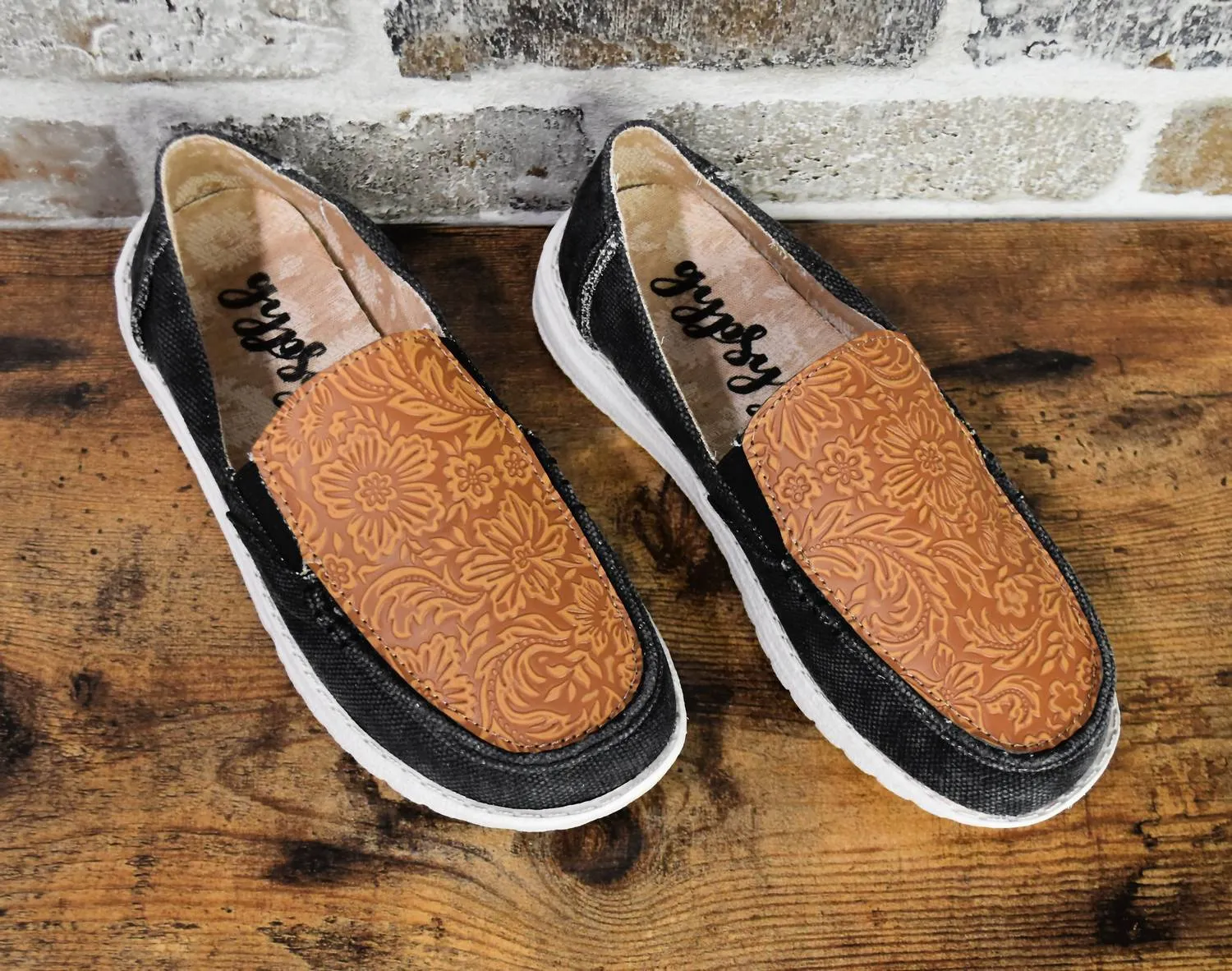 Women's Gypsy Jazz Ariel Slip-On Shoes In Black