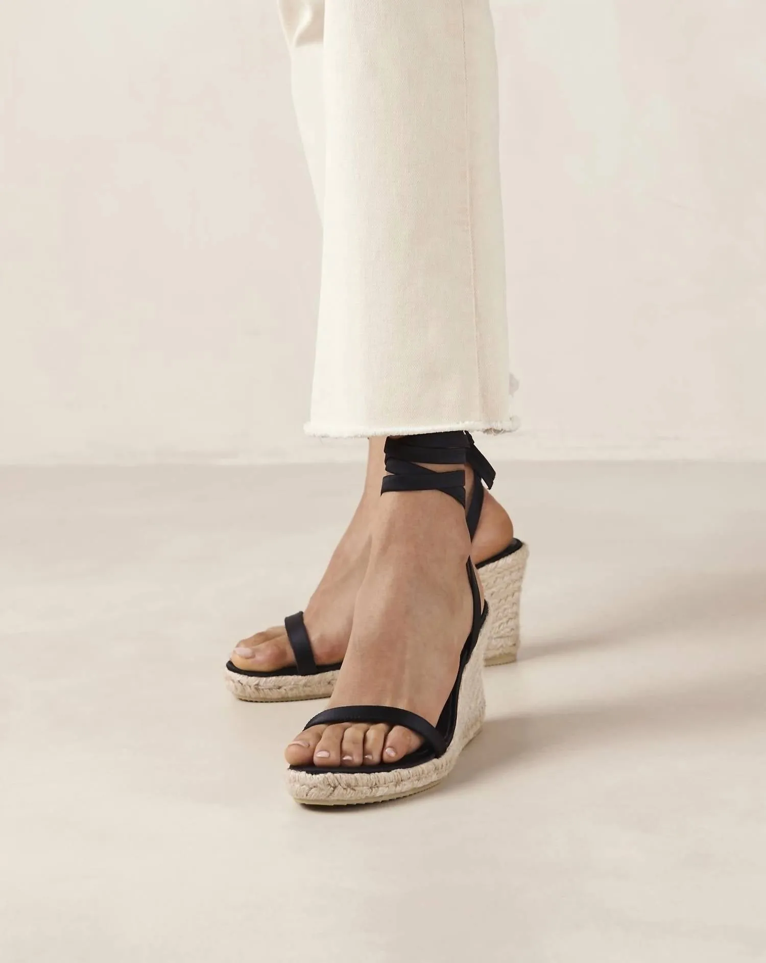 Women's Willa Espadrilles In Black